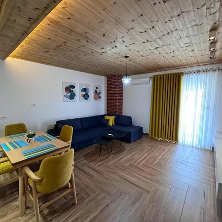Luxury At Port Apartment Sarande