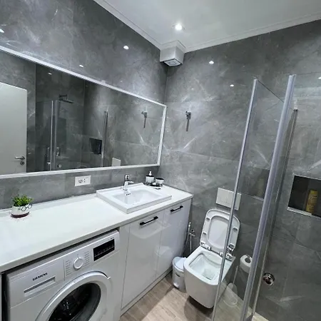 Luxury At Port Apartment *
