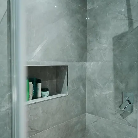 Luxury At Port Apartment *