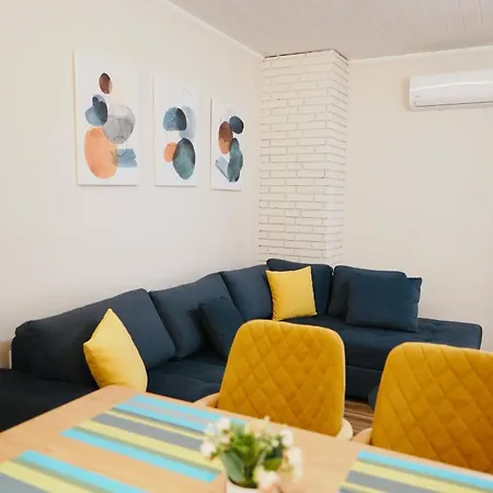 Apartment Luxury At Port Sarande